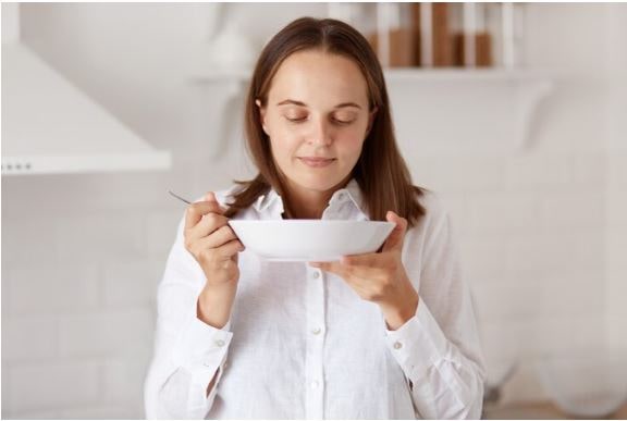 تغذیه در طول کاشت دندان و بعد از ایمپلنت تغذیه در طول ایمپلنت