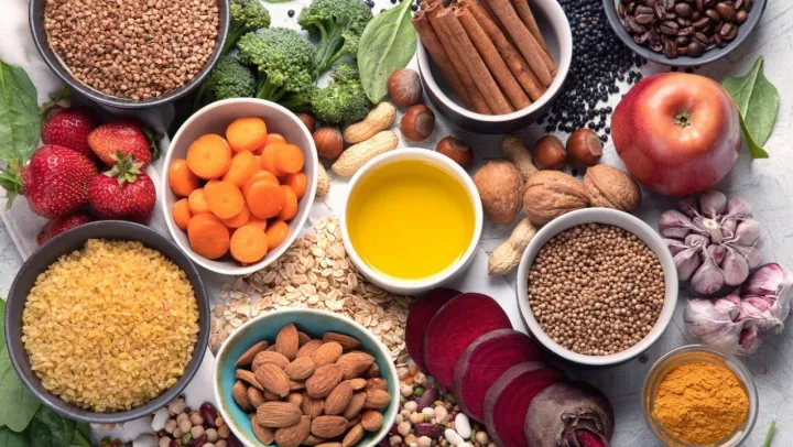 چه چیزهایی باعث عدم جذب آهن می شود