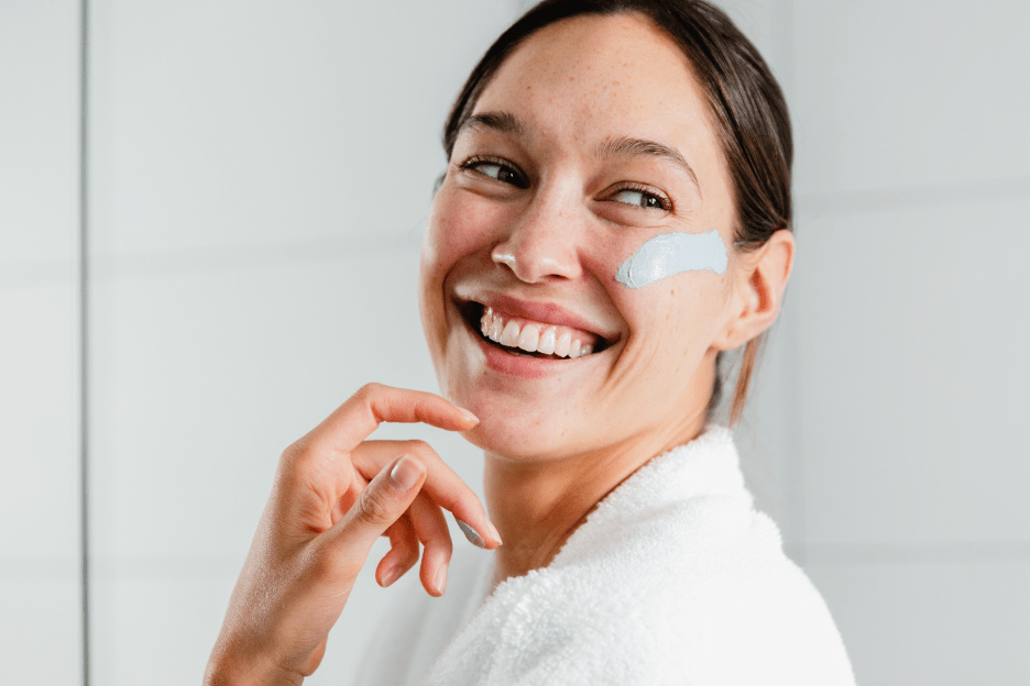 ویژگیهای پوست چرب و سادهترین روش مراقبت از آن پوست چرب چه شکلی است؟